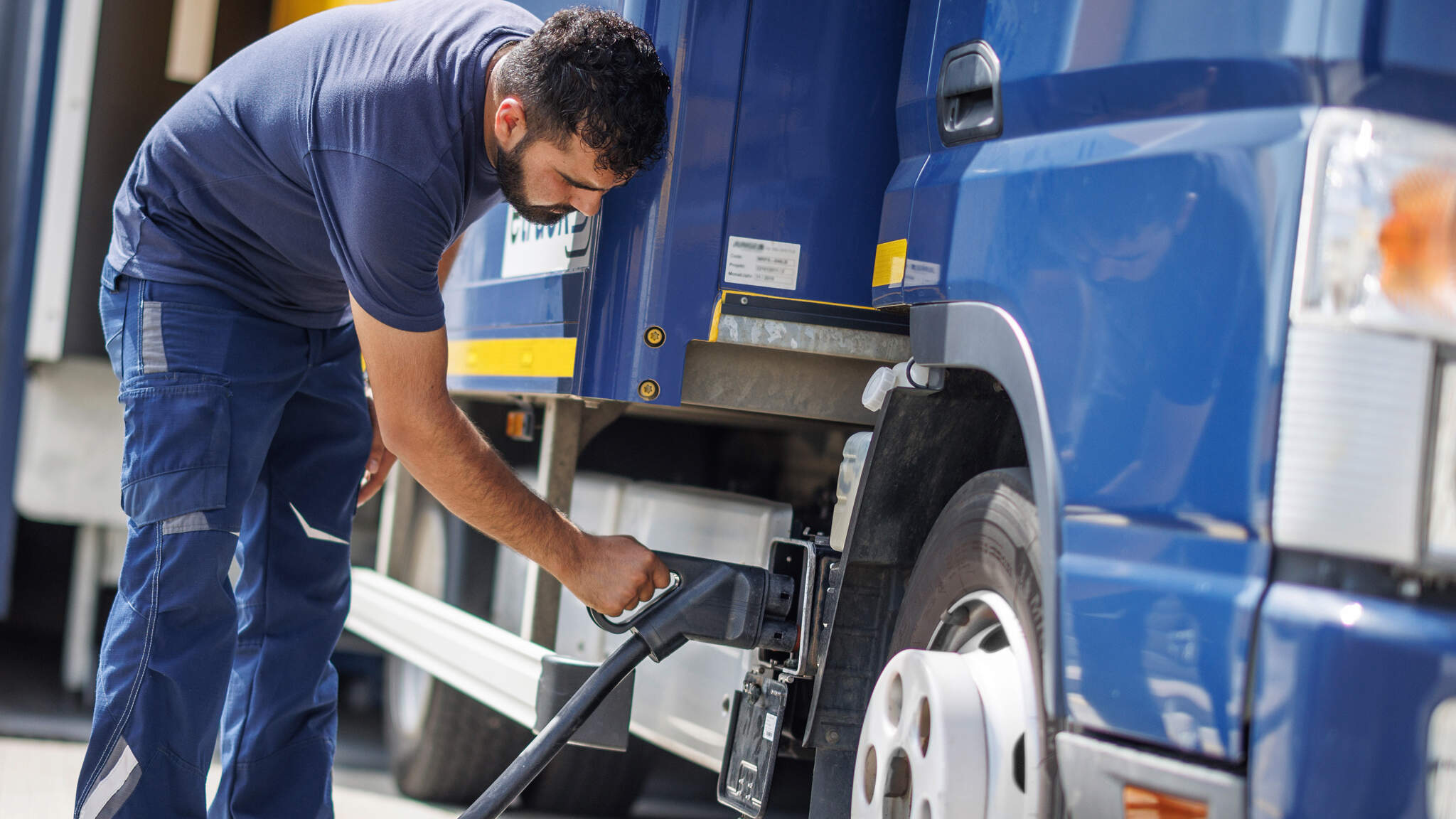 Teste prático: infraestrutura de carregamento e gestão de carga