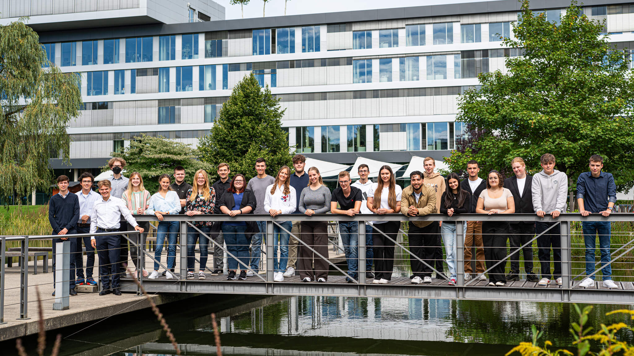 O grupo de treinamento de 2023 na sede da DACHSER em Kempten, Alemanha. Foto: DACHSER/Matthias Sienz